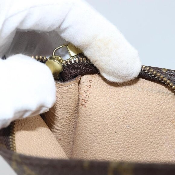 LOUIS VUITTON Monogram Bucket PM Accessory Pouch LV Auth - Picture 12 of 16